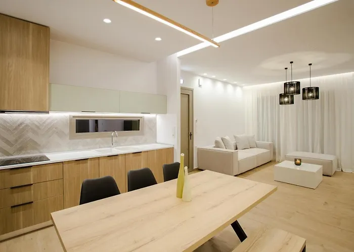 Ikia Seascape At Stegna