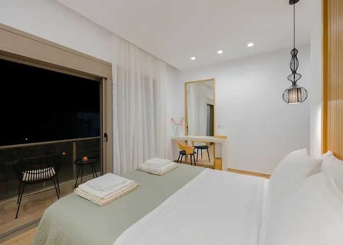 Ikia Seascape At Stegna